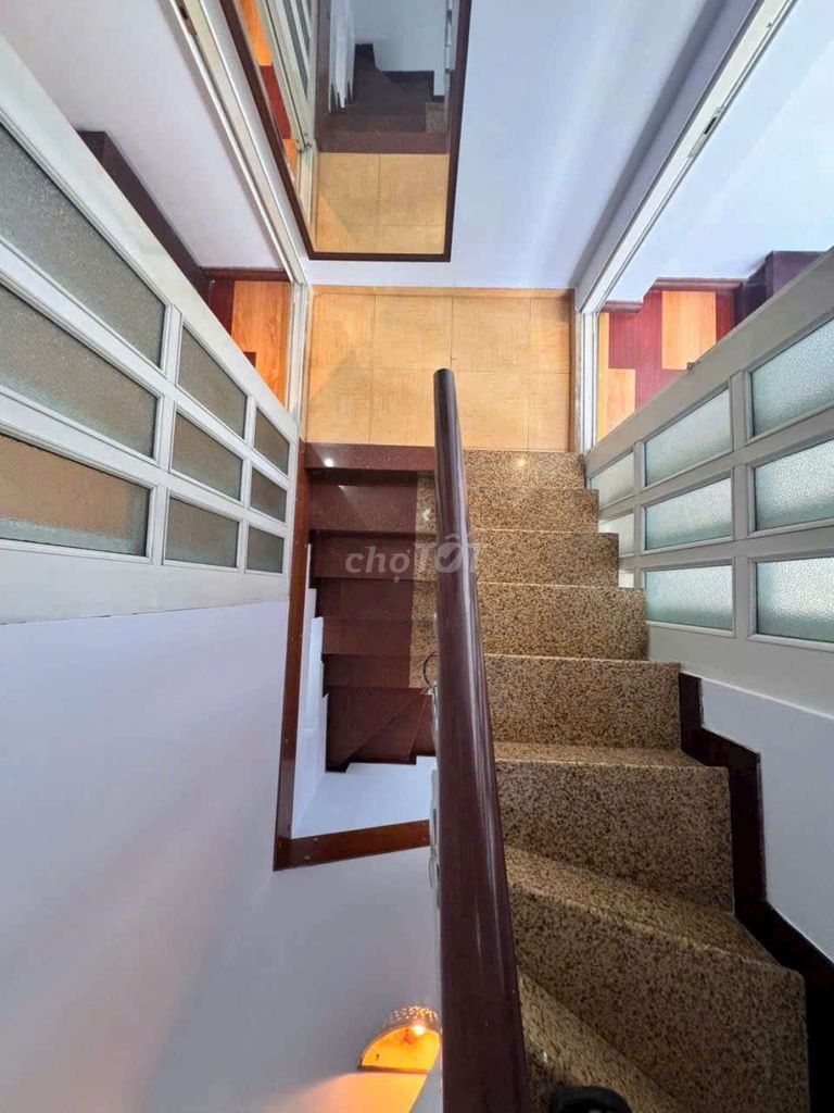 The owner rented four bedrooms.