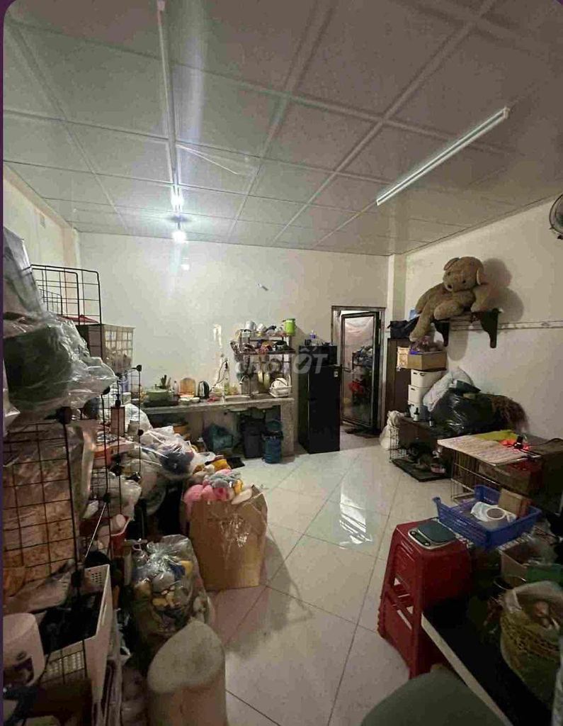 To rent the house for a short 1/6 to market in a clean new house