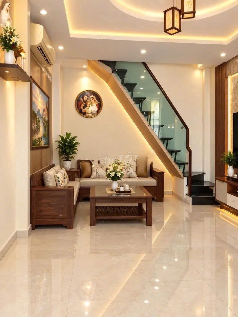 Nc Lê Văn Sỹ 4 X9 M 1 M 1 . 1st floor 2 bedroom 2 bathroom 2