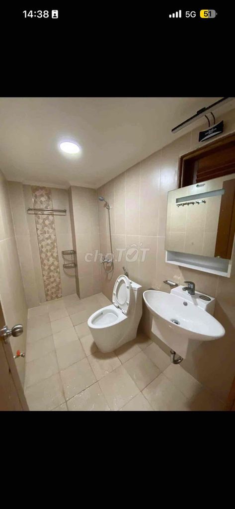 Rent a hostel at Thủ Đức Center.