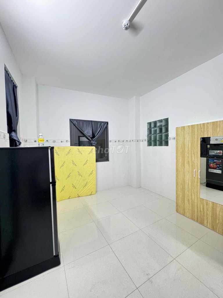 studio zá 3 million right near Cầu Chà Và District 8