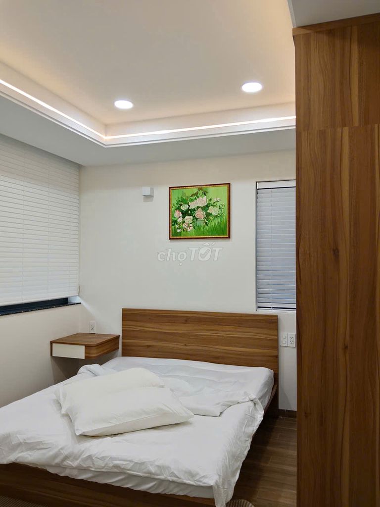 Rent car alleys for offices/Studio Livetream/ Khomdt