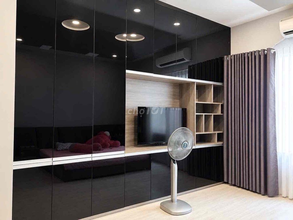 Rent a Hoàng Văn Thụ-7-7.