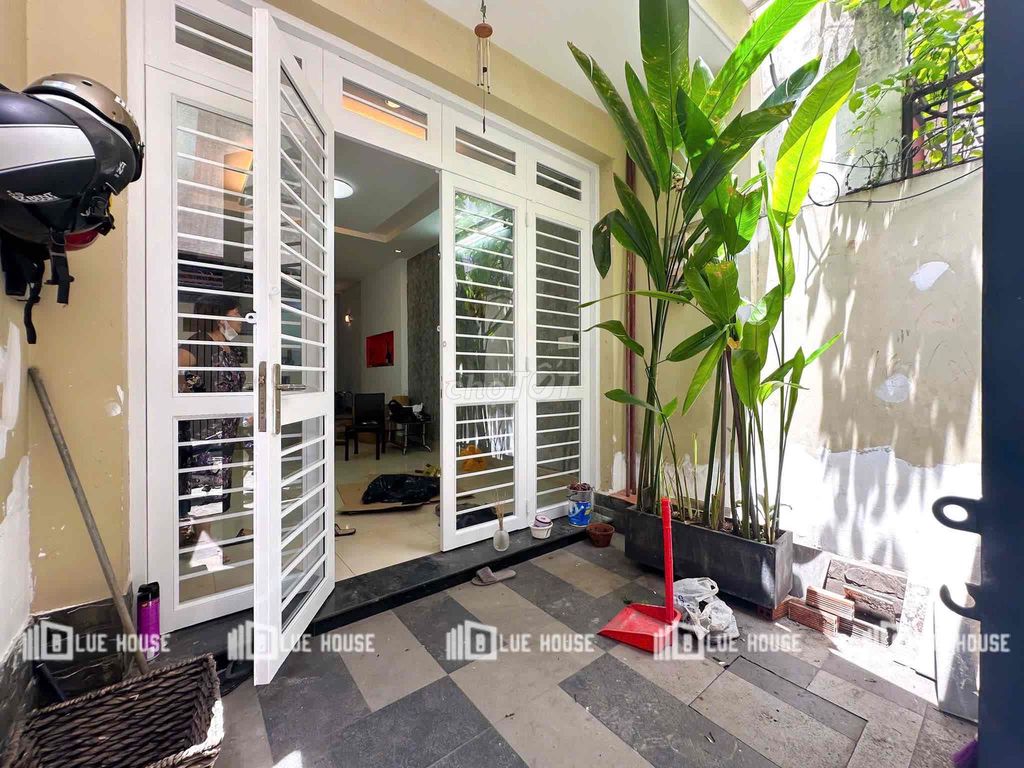 Rent the original apartment - 4 bedroom - 2 floors
