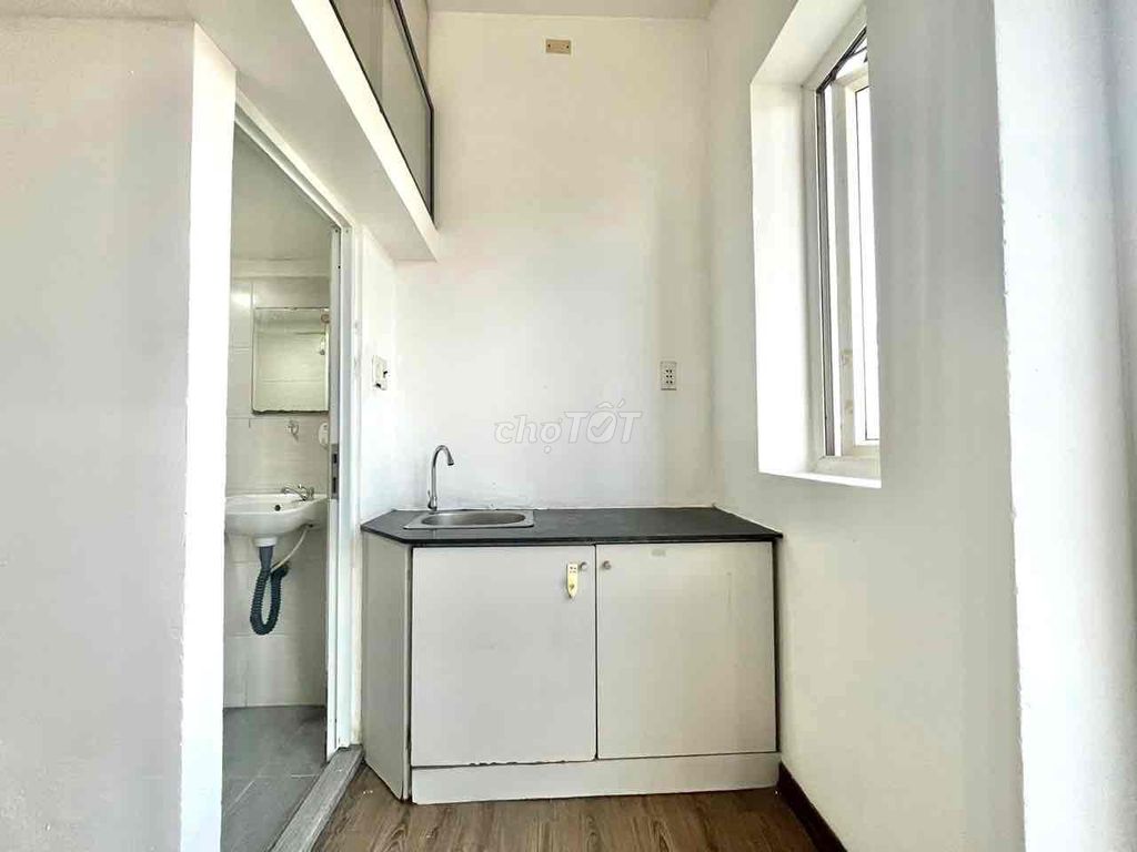 Rent Phan Tây Hồ.