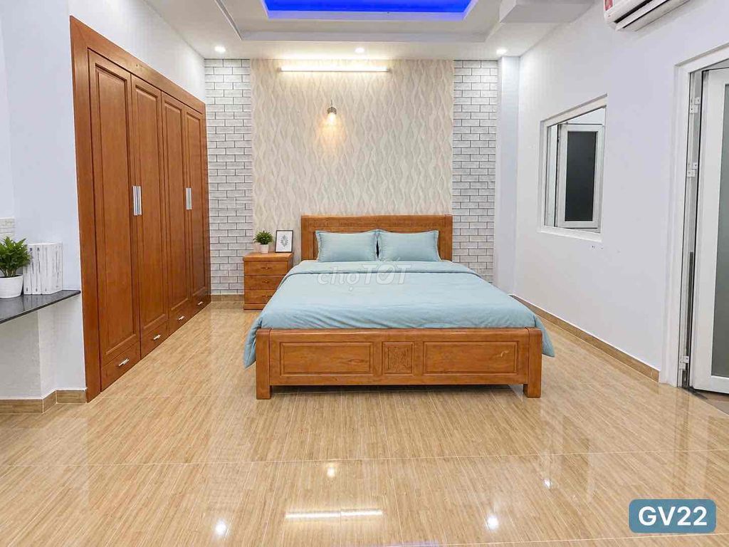 Studio wide open interior