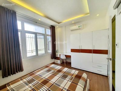Rent room Nguyễn Trãi - basic 6.9 million per month furniture kitchen