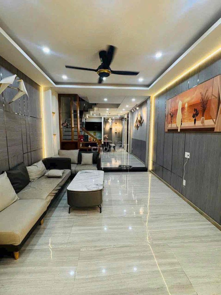 Rent a car alley house.