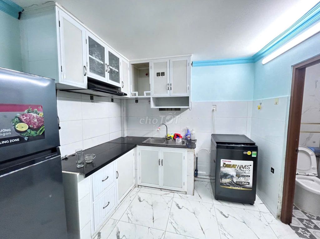 Three floors of Âu Dương Lân-7-3 District 8 2 bedrooms, furniture house, near the Y bridge