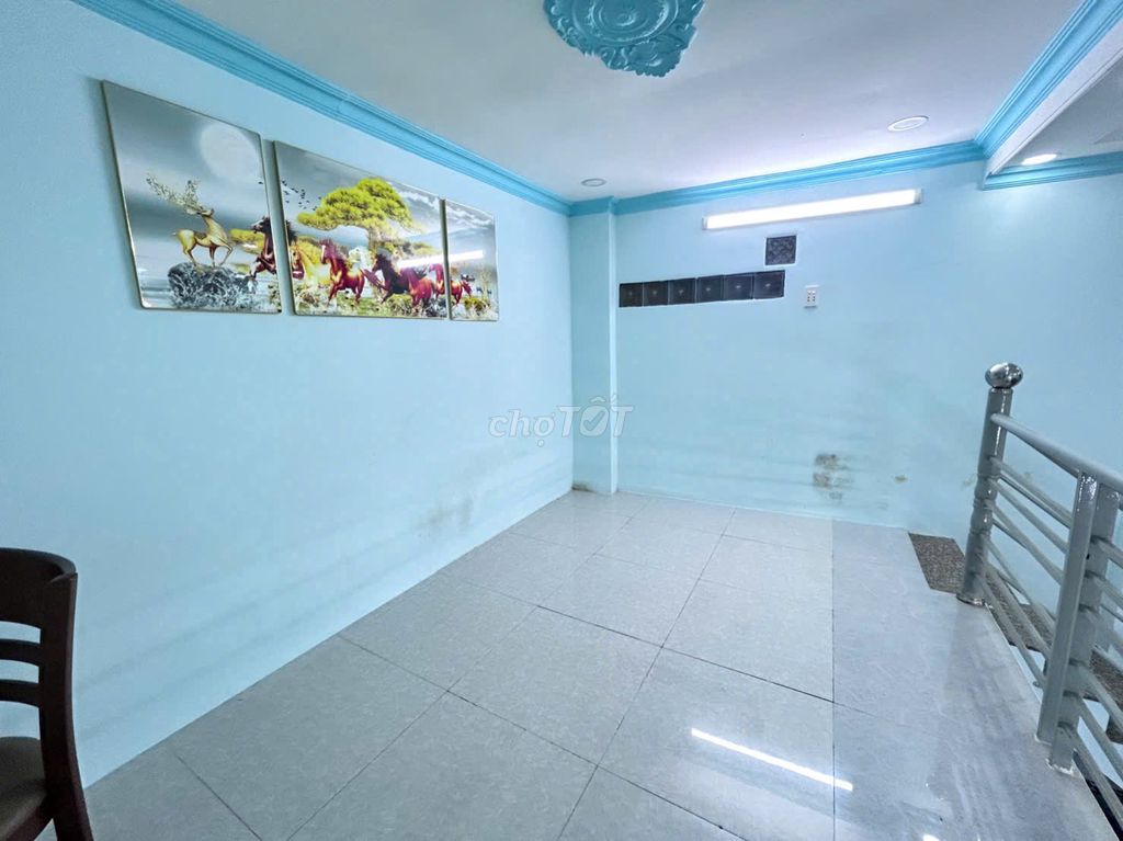 Three floors of Âu Dương Lân-7-3 District 8 2 bedrooms, furniture house, near the Y bridge