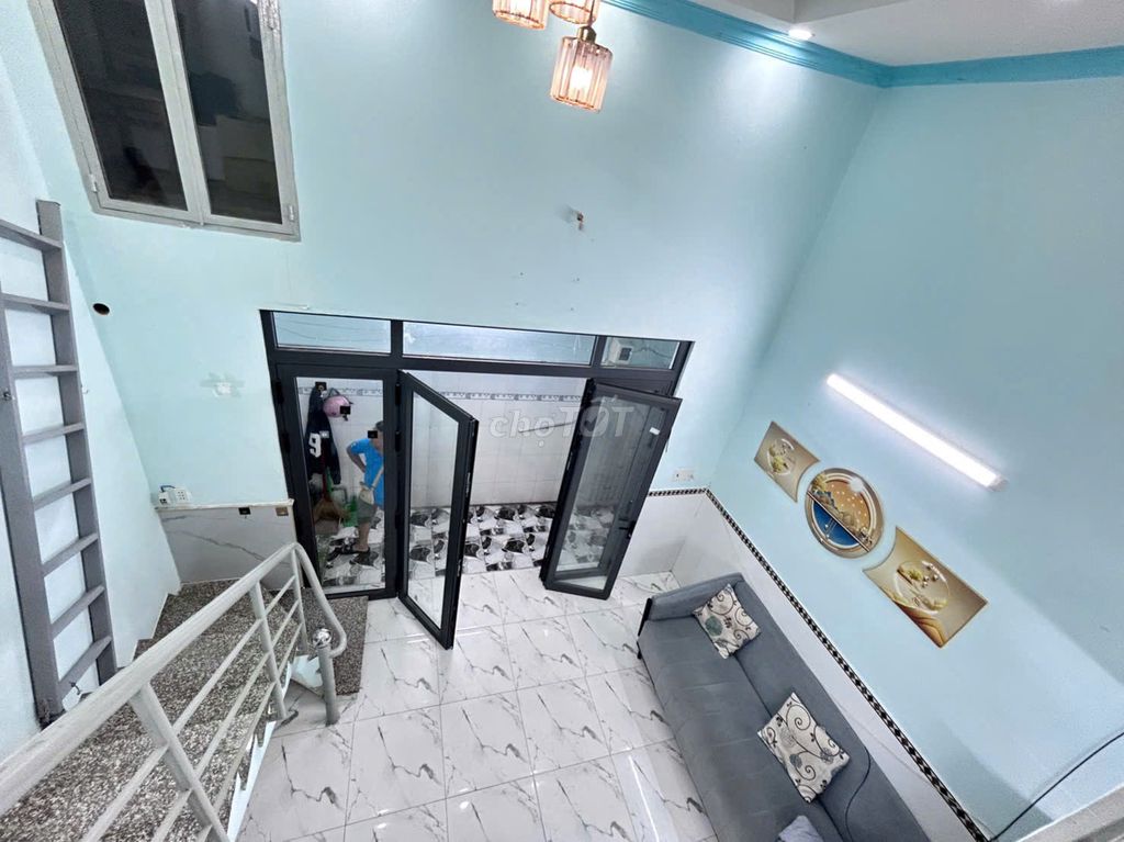 Three floors of Âu Dương Lân-7-3 District 8 2 bedrooms, furniture house, near the Y bridge