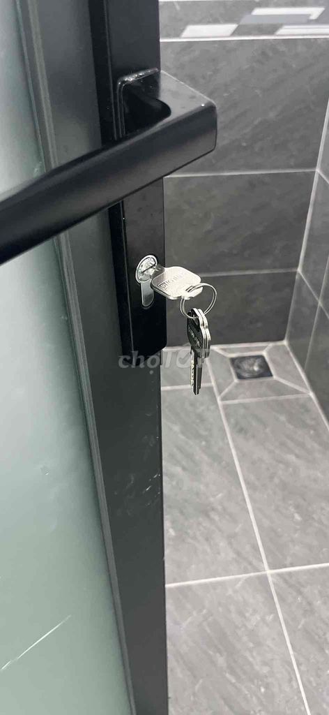 Renting Hồ Văn Tư new house.