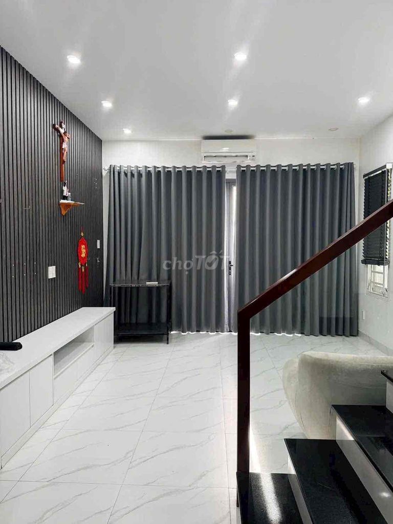New House Full Seven. Next ALS Tân Phú