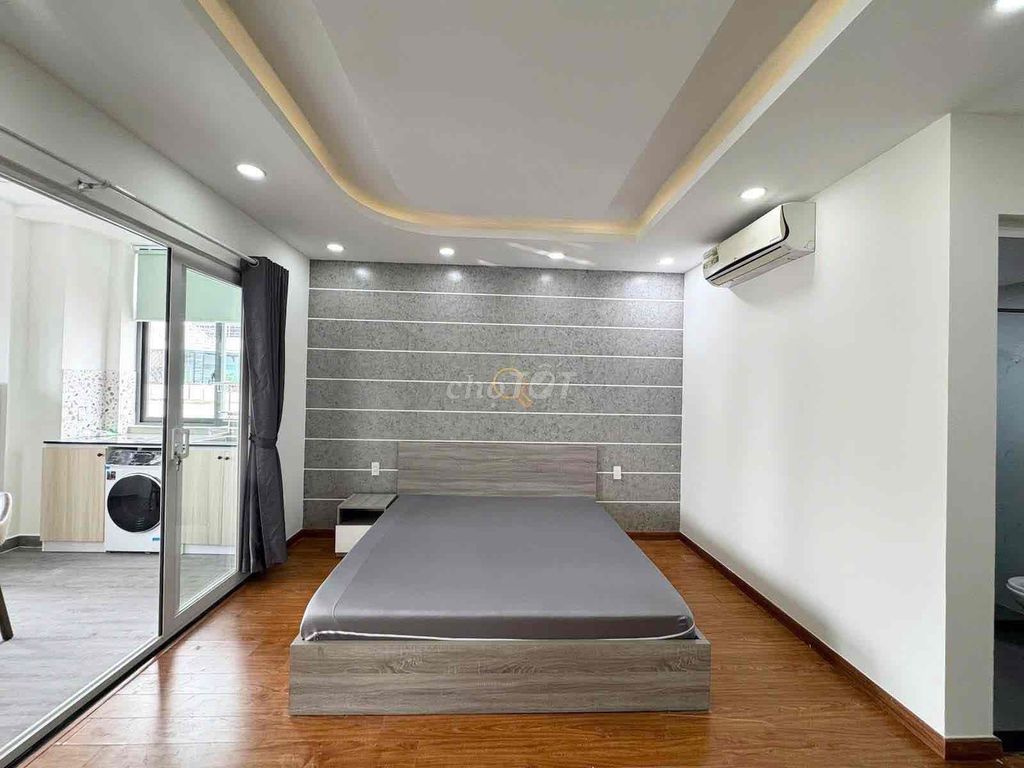 Room service. A full bedroom. Super balconies. Hậu Giang.