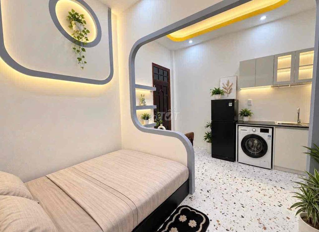 Rent a super-salt balcony right now. Vườn Lài is super cheap.