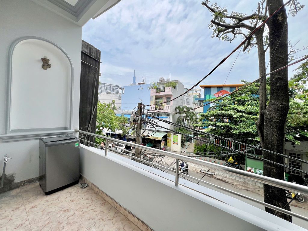New 100% Mini Duprix Private Wash Department, Nguyễn Gia Trí.
