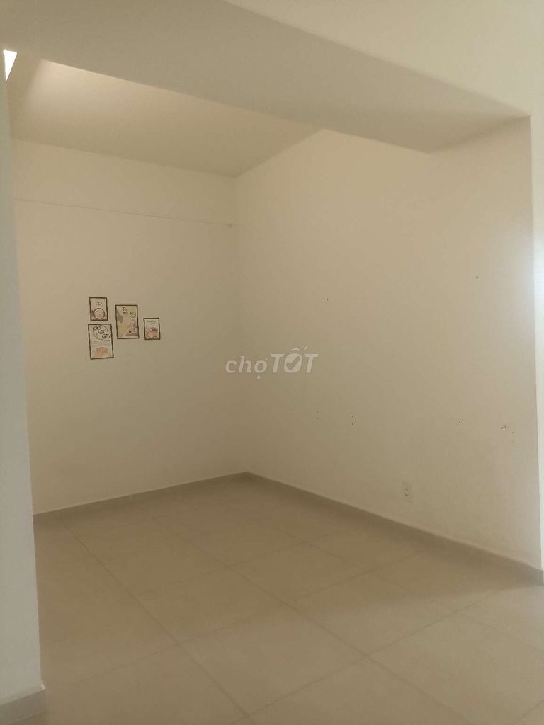 Rent an apartment. One bedroom.