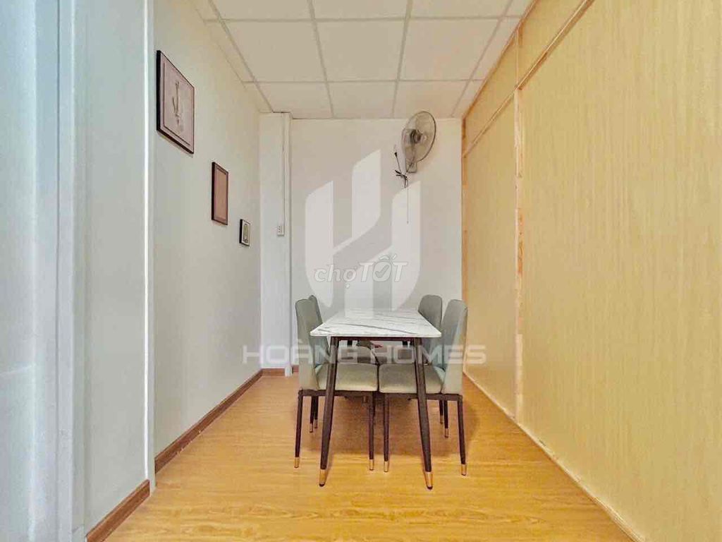 Rent Lakeview apartment 2 bedrooms