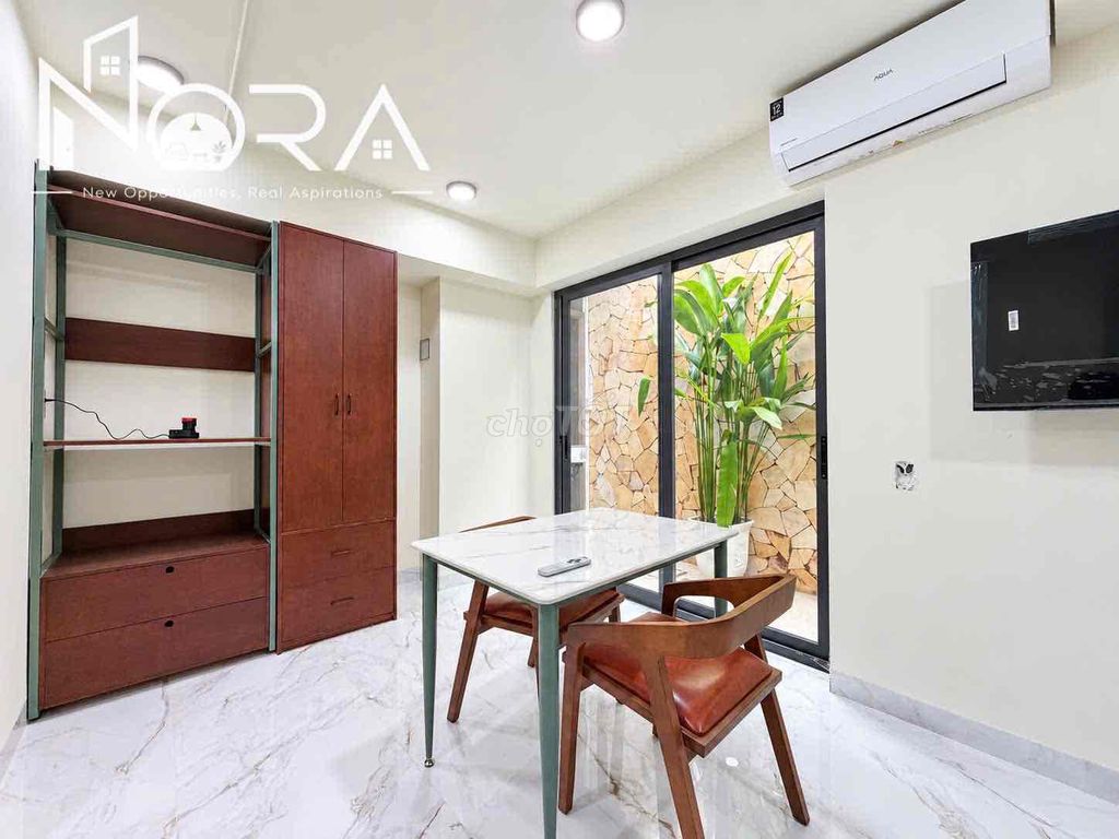 Open the service apartment. One bedroom in Trần Bình Trọng District 5.