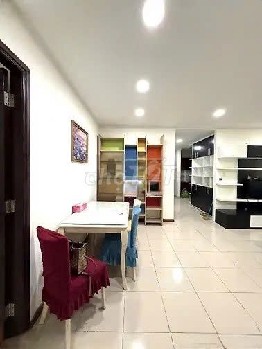 Hoàng Sa 81 m.2 District 3 Full interior.