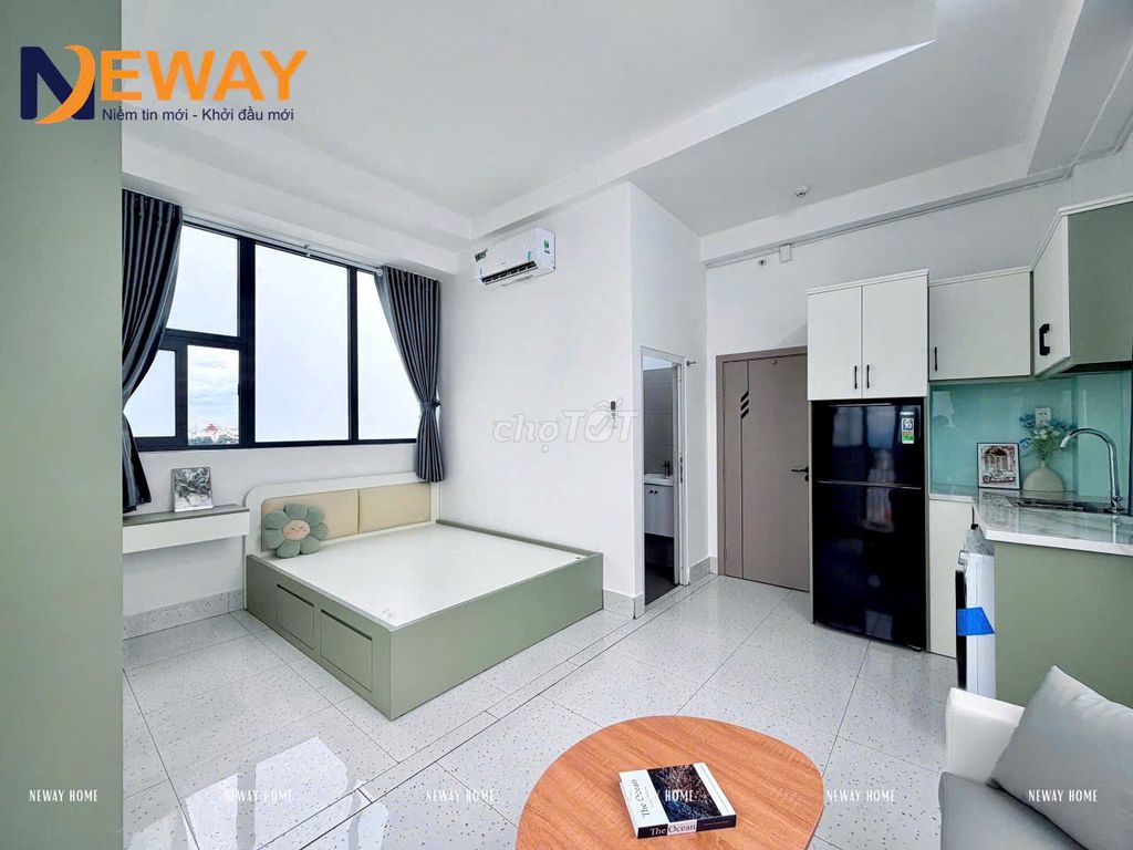 Superstitious studio apartment -- high-end balcony -- interior full-time.