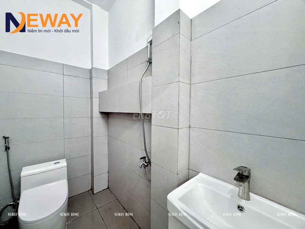 Superstitious studio apartment -- high-end balcony -- interior full-time.