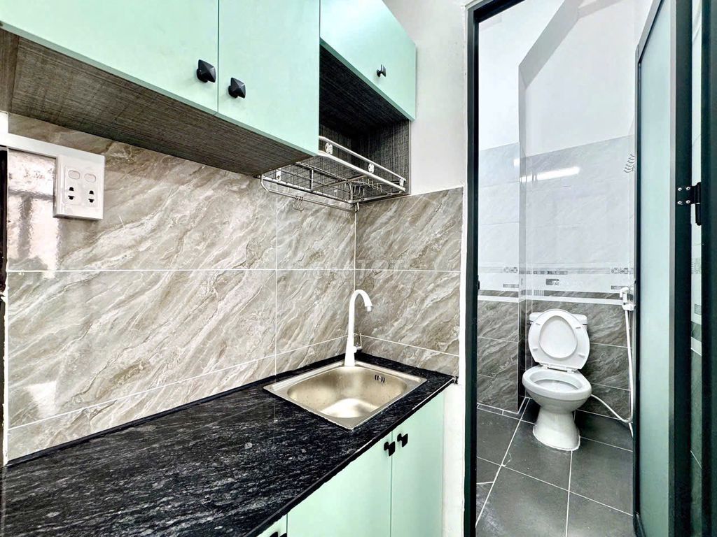 Two bedrooms, six million at Tân Phú!