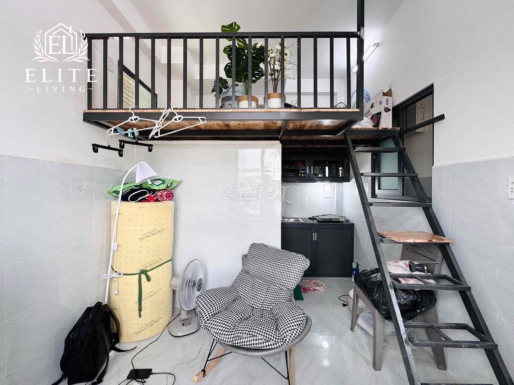 low-priced guard room
