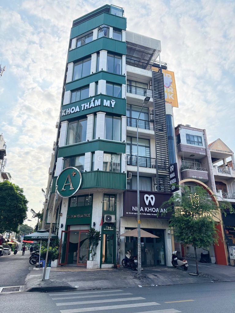 Rent a house on Sư Vạn Hạnh. GRI 12. District 10 6 elevators