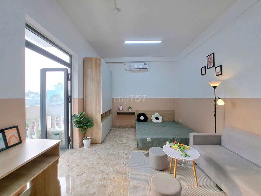 Rent a balcony apartment in Gò Vấp Cultural Park.