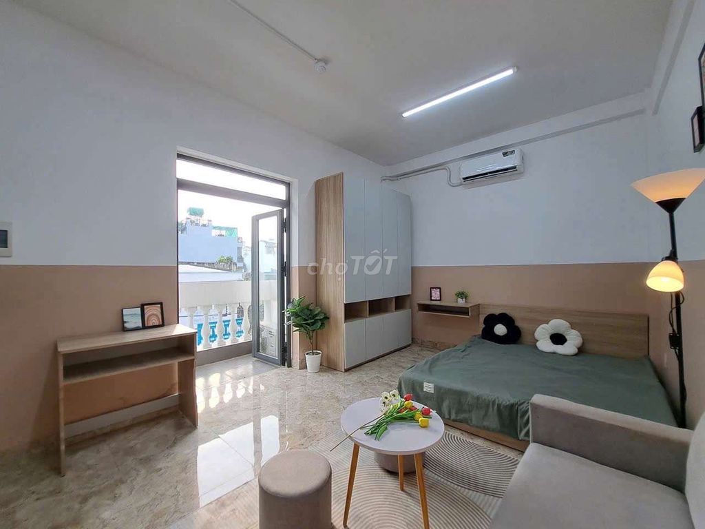 Rent a balcony apartment in Gò Vấp Cultural Park.
