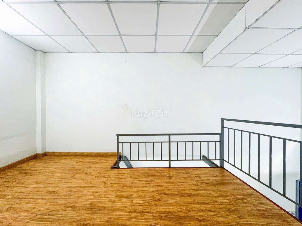 Rent a room near the cs2 police university.