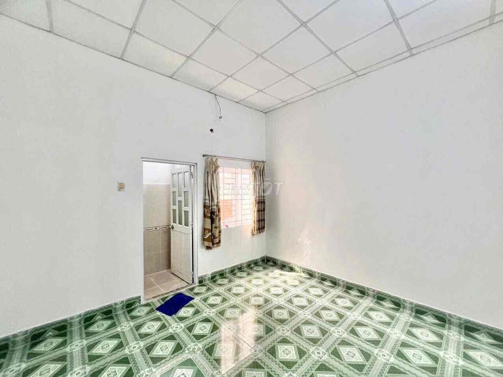 Rent a 1 st floor of the 4 x 16 Firename