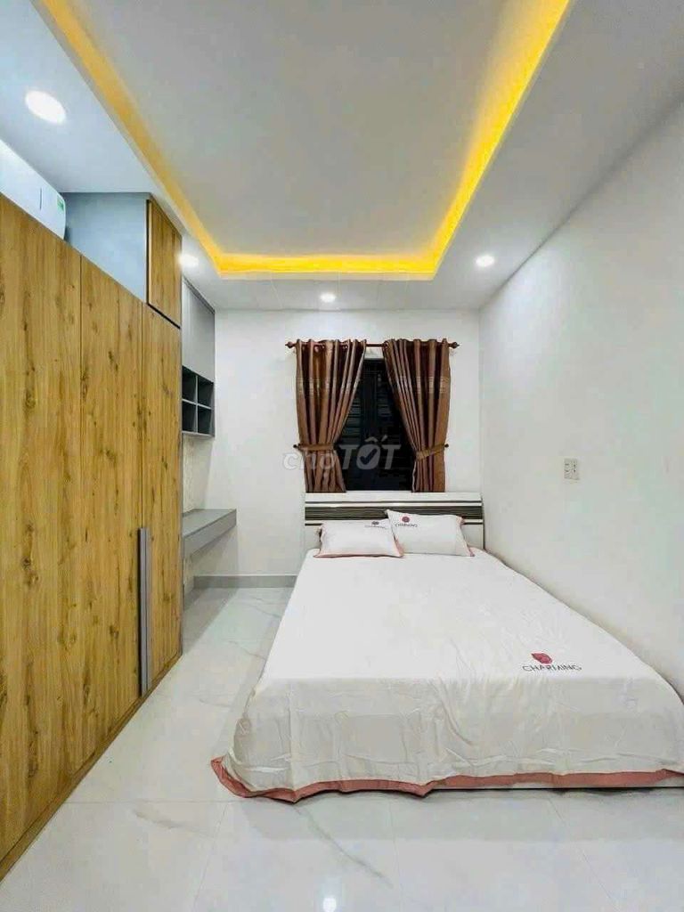 Let's rent a nice Full Building 1/ Quang Trung Gò Vấp(9 x6 m)) 3 bedroom 3 bedroom 3-$14 million