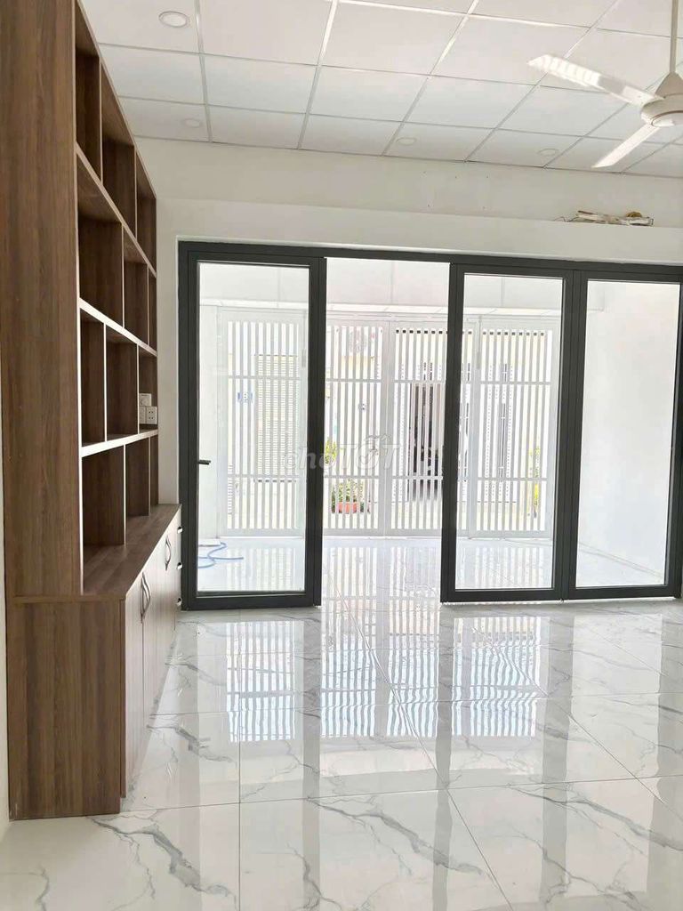 Let's rent 5 x 22 meters 2 bedrooms Lâm Văn Bền Lâm Văn Bền.