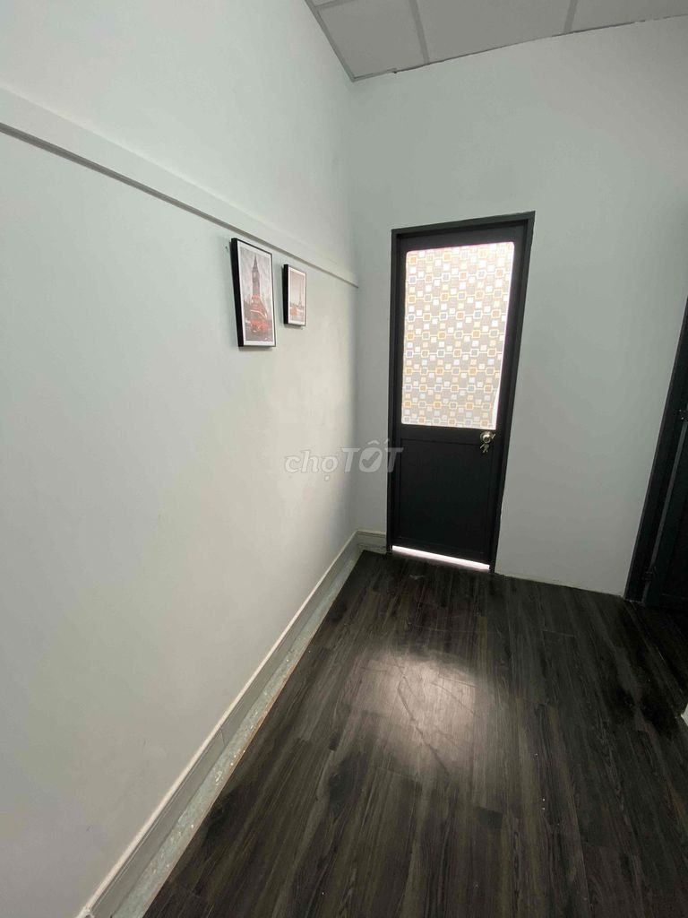 Two cool hot-scan bedrooms, clear the safe zone.