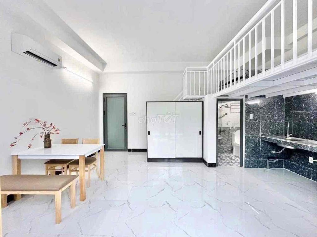 Rent the RlVlB-- super cool bancol-- clean new house-full interior.