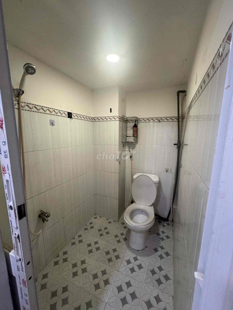 high guard near aeon mail university university new home clean cheap