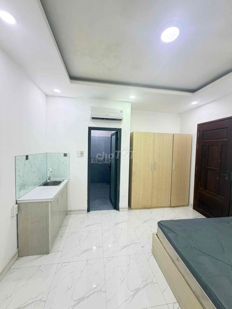 Phạm Hữu Lầu comfort room - pay in 7th District.