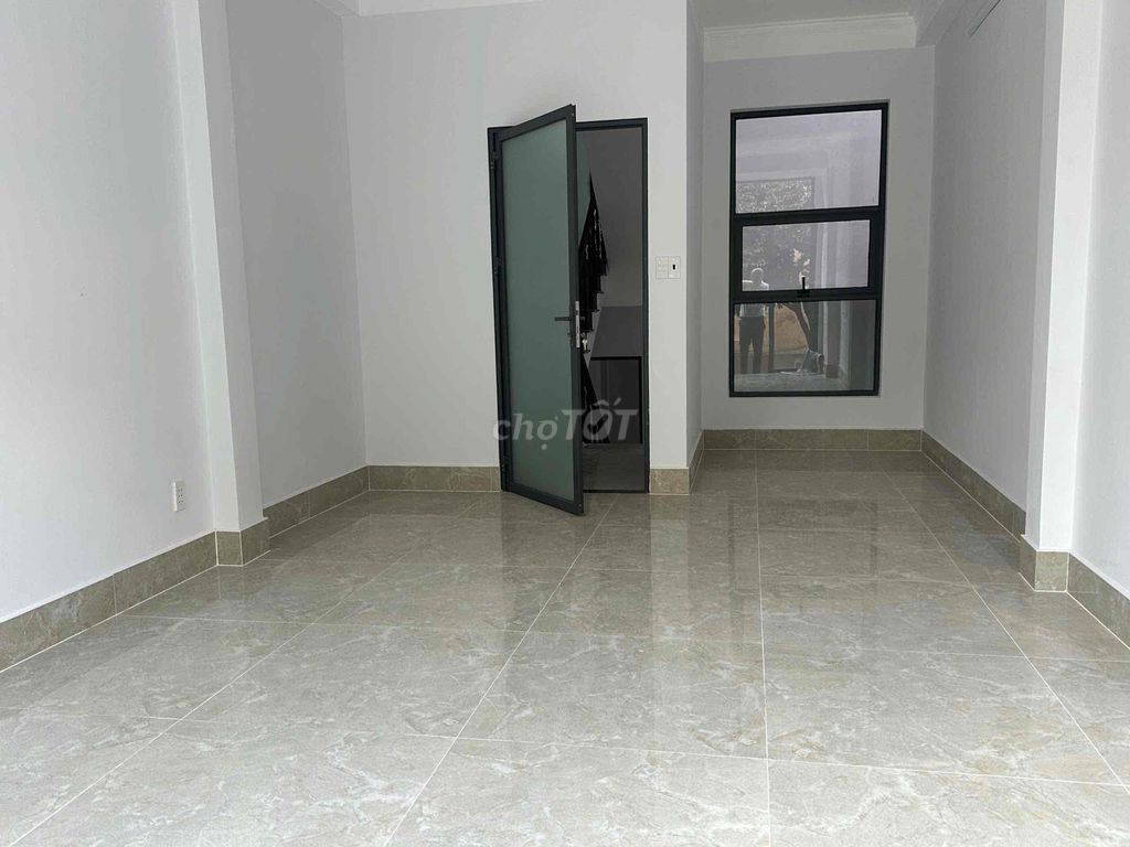Rent a house 189 Nguyễn Trọng Tuyển, 4 x18 meters, 4 floors st, (88 floors)