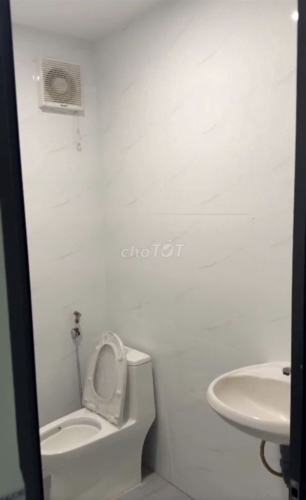 New building, new, beautiful, area: 3/5 meters x 18 meters, 2 bedrooms, 12 meters New York.