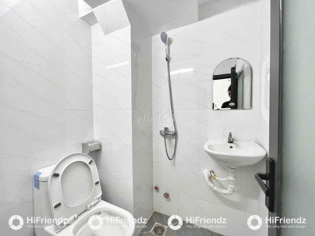 rent new studios - full interior - near University vhu_lu_quot-gold