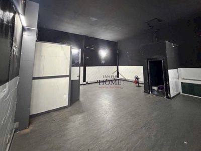 5 meters Peace Conveyer, 750 x 8 meters, Level 4, Area: 240 x 8 m