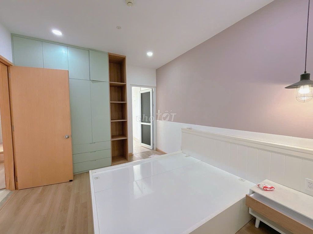 Rent the two bedrooms in Central 8 with interiors moving in.