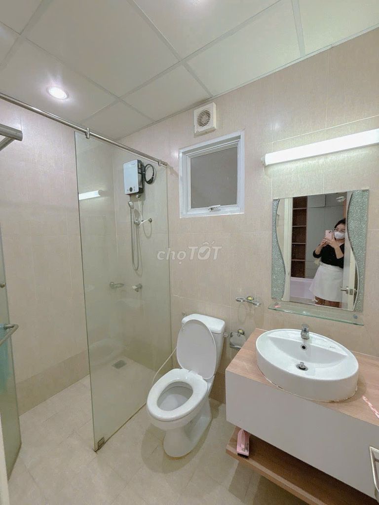 Rent the two bedrooms in Central 8 with interiors moving in.