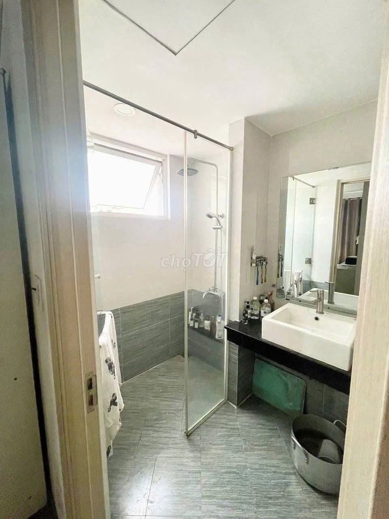 Qq22, 13, tp: 110 m2, 3 p sleeping, full interior, 10 million