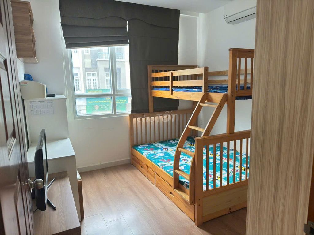 We need to rent an old Star-Full apartment. 11 million.
