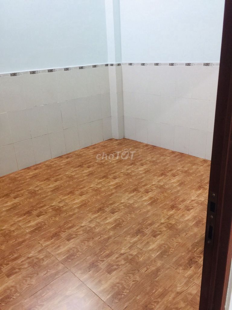 The original building is 120 meters2, 3 rooms Số 4, Hiệp Bình Phước, tp Thủ Đức