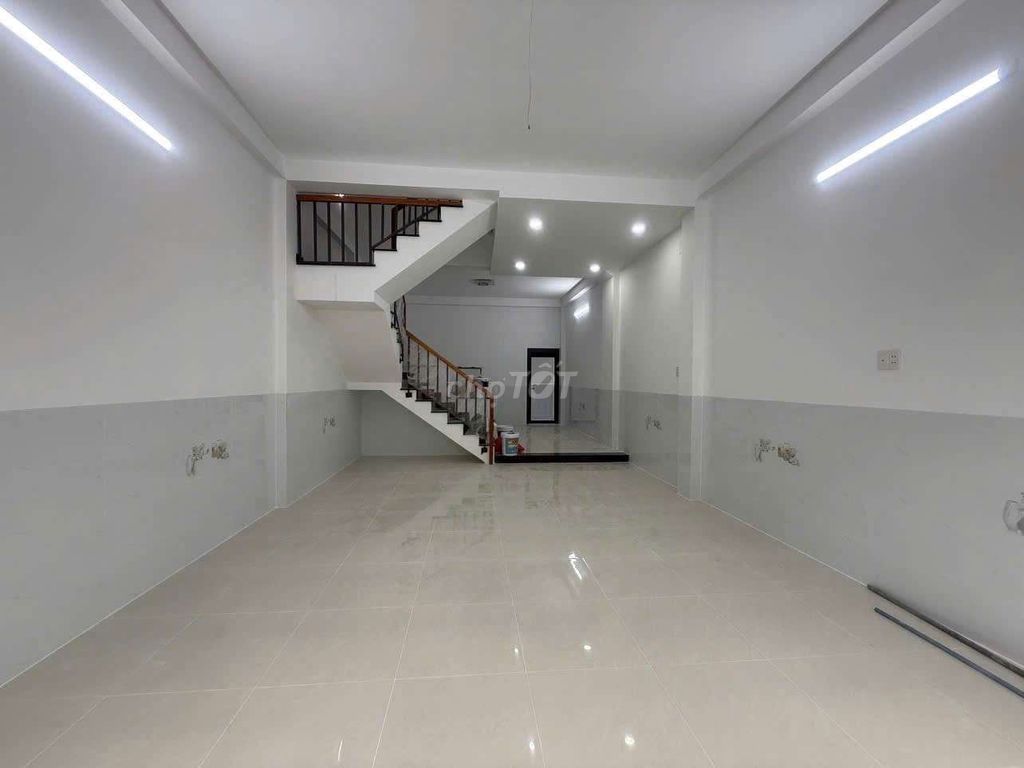 Rent a new house built Tân Thới Nhất 1, P. We're at peace, District 12.