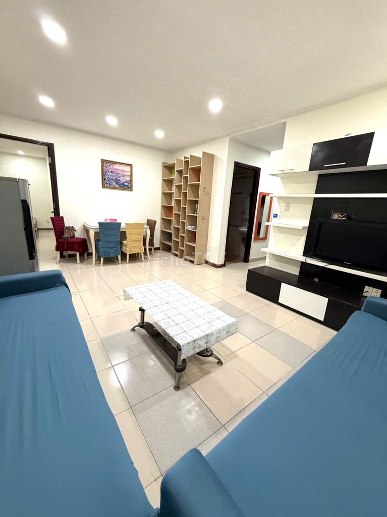 Rent Screc Tower District 3– 81 M2, 2 full interior bedroom 1 .5 million